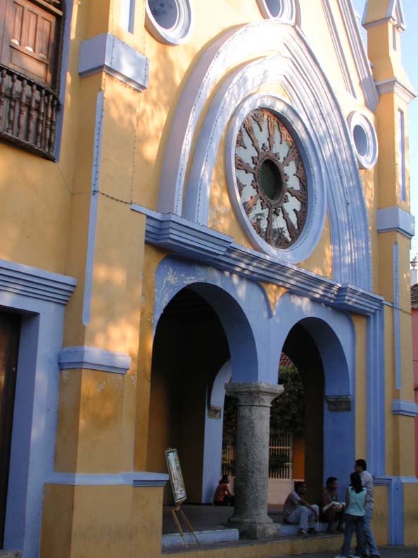 DSCN2048BlueandGoldCathedral