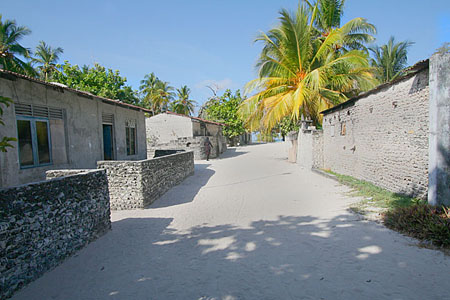 03 Island Street in Uligan, Maldives
