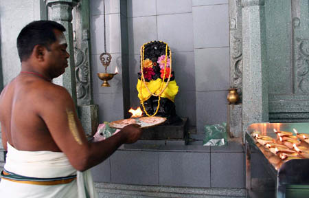 16  Presenting Offerings