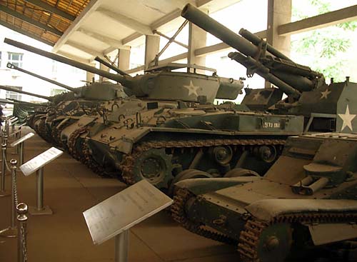 46 Old tanks, War Museum