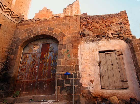 19 Doors in Old City