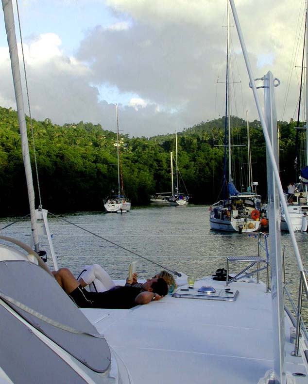 GuestsReadontheBiminiDSCN1540