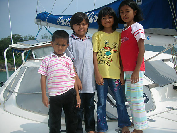 09 The four on the net after we dock
